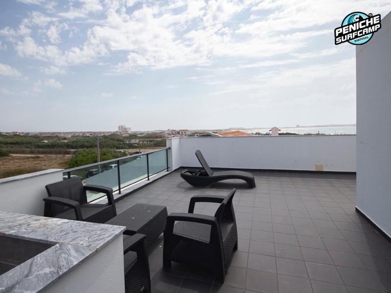 Peniche Surf Camp luxurious Two&Three Room Apartments Exterior foto